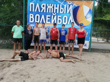 Минераловодцы взяли награды Фестиваля пляжного волейбола