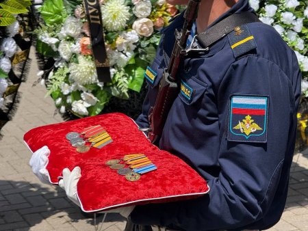 На Ставрополье простились с героем СВО участником программы «Время Героев» Зауром Гурциевым